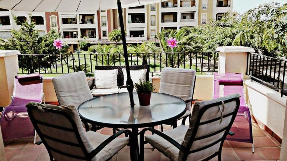 Bonito Apartamento en Primera Línea de Playa Isla Canela Exterior foto