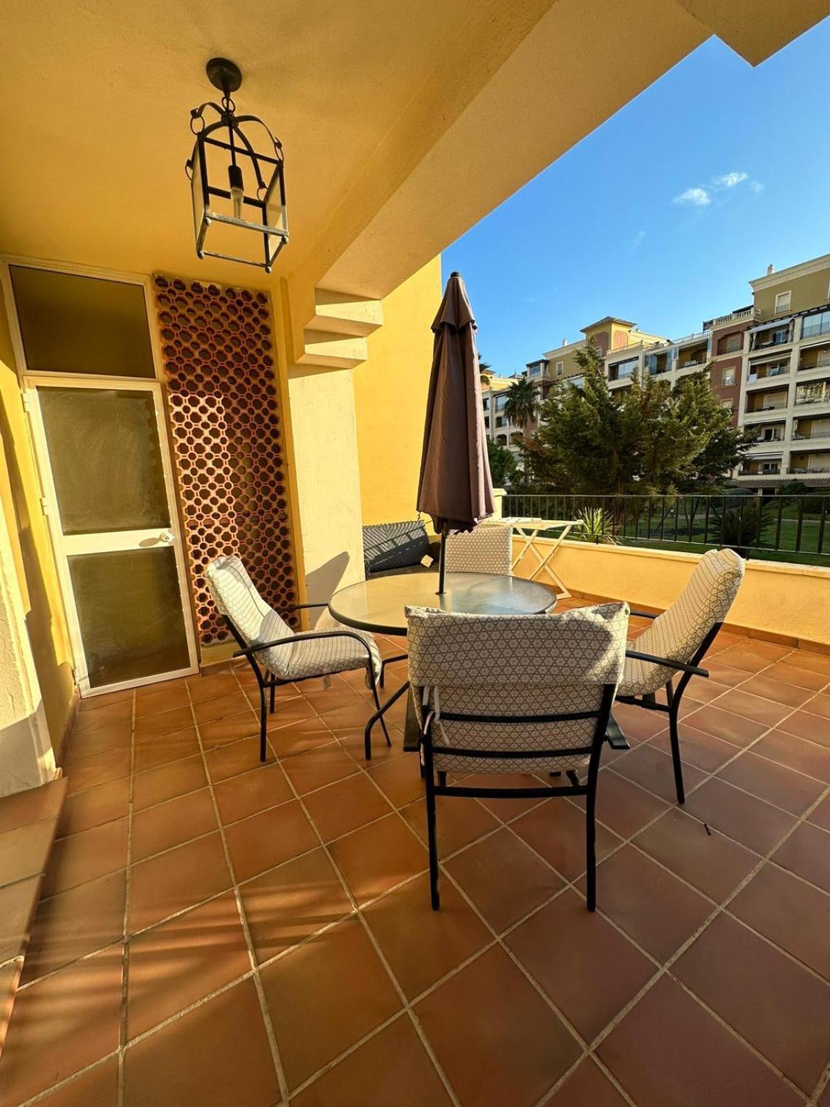 Bonito Apartamento en Primera Línea de Playa Isla Canela Exterior foto